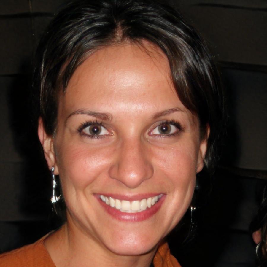 Sarah Weber, Gründerin von Sendar Realm